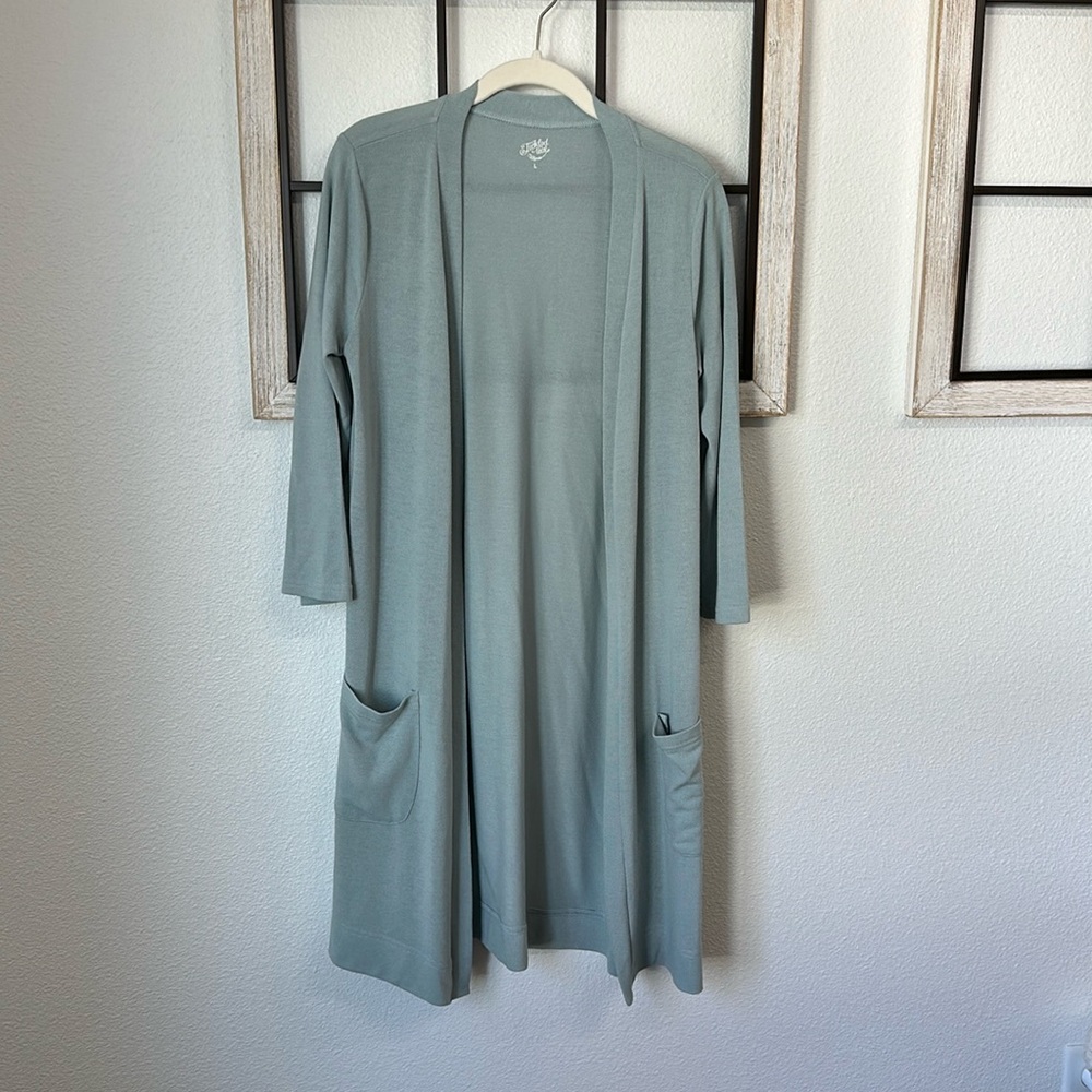 Tickled Teal Women’s 3/4 Sleeve Pocket Cardigan
